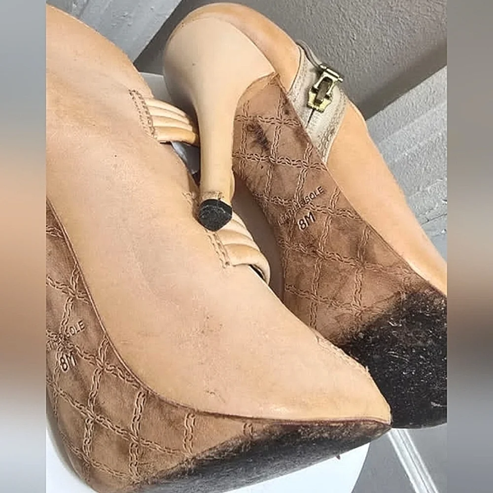 L.A.M.B Open Toe Tan Heels Leather Stilletos Sandals Women's Shoe Size 8M